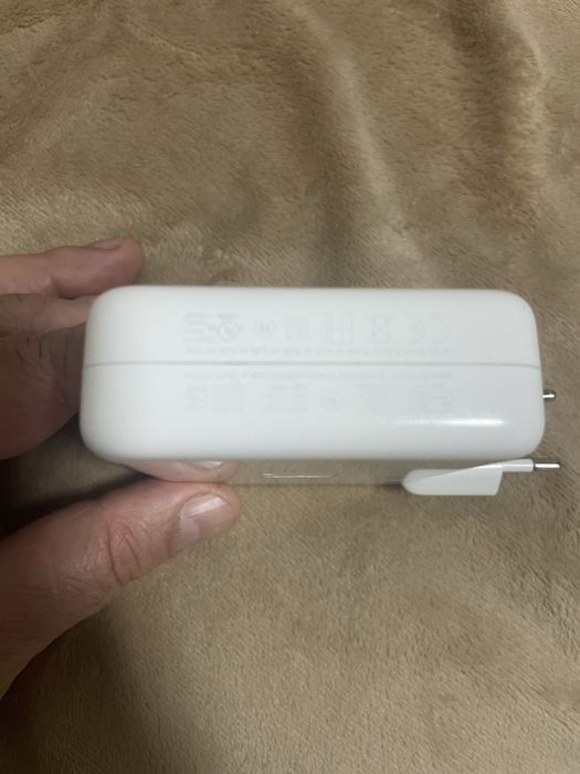 Incarcator/Adaptor apple usb C 140 w