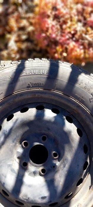 Anvelope Iarna Taurus - 215/65R16, 102H, extra load