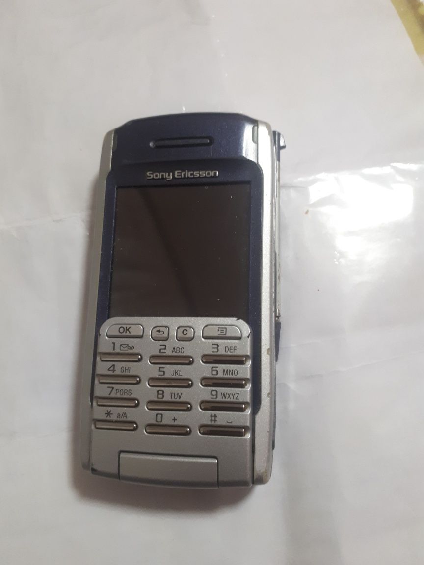 Телефон Sony Ericsson