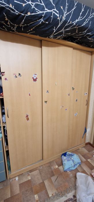 Отдам бесплатно шкаф