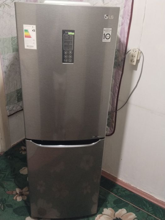 Холодильник LG Total No Frost