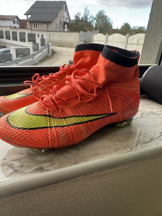 Ghete nike acc model vechi