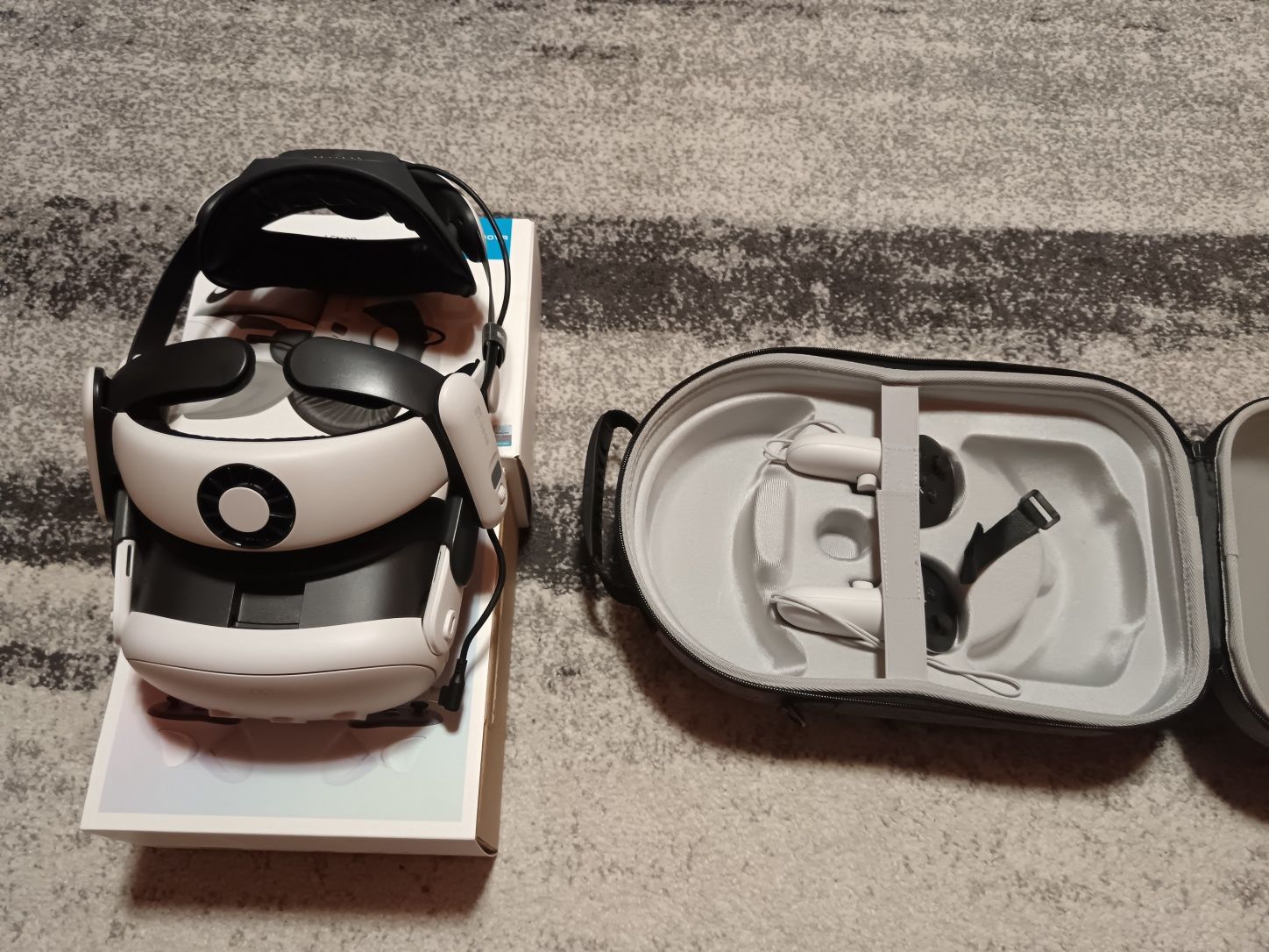 Casca Meta quest 3 de 512gb plus accesorii bobovr S3 pro în garantie