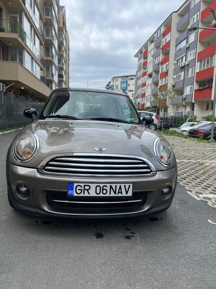 Masina mini Cooper