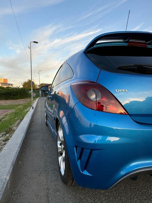 Vand Corsa D OPC 1.6 turbo 2008 (fara schimburi)