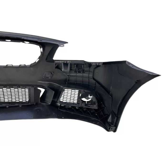 Боди кит за BMW F10 2010г-2017г M-Tech стил с отвори за парктроник