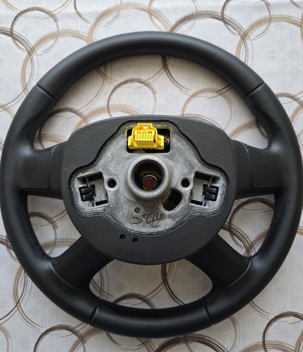 Мултифункционален кожен волан к-т с аербег за Шкода Октавия, Супърб