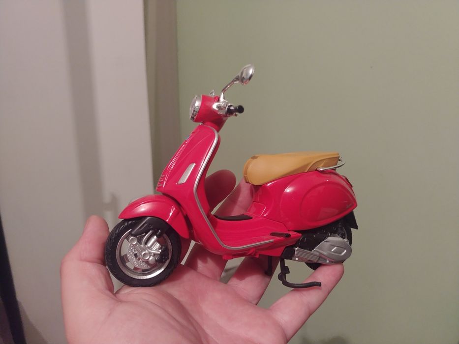 Machete scutere Maisto Newray Vespa bicicleta motocicleta