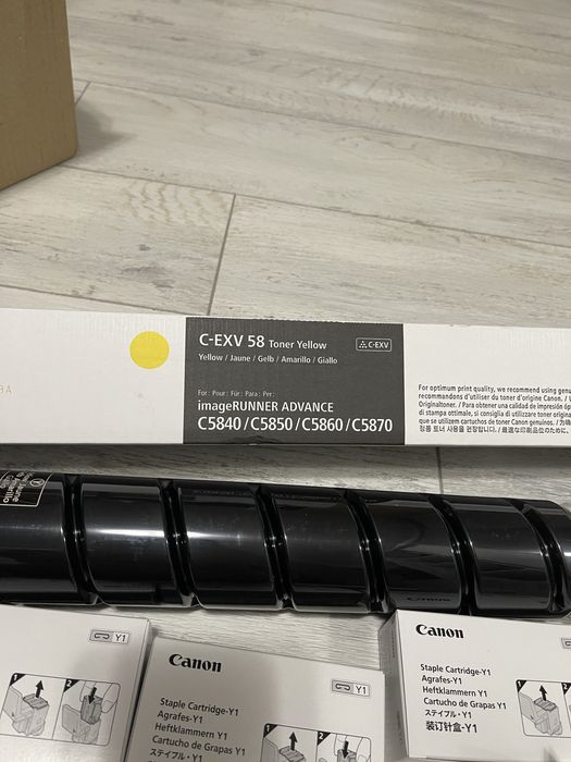 Toner Canon C-EXV58 / Capse copiator Staple Cartridge-Y1