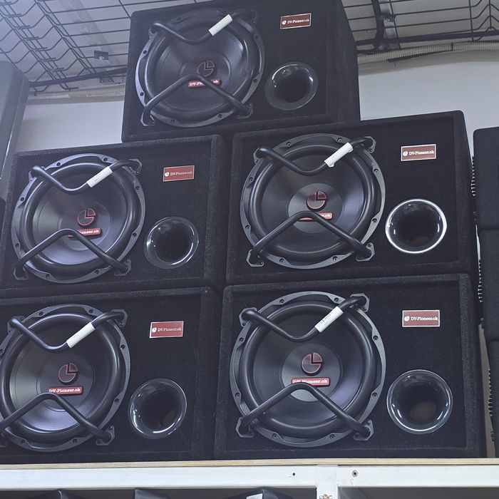 Сабвуфер 12 дюймовый. Мощный буфер для авто