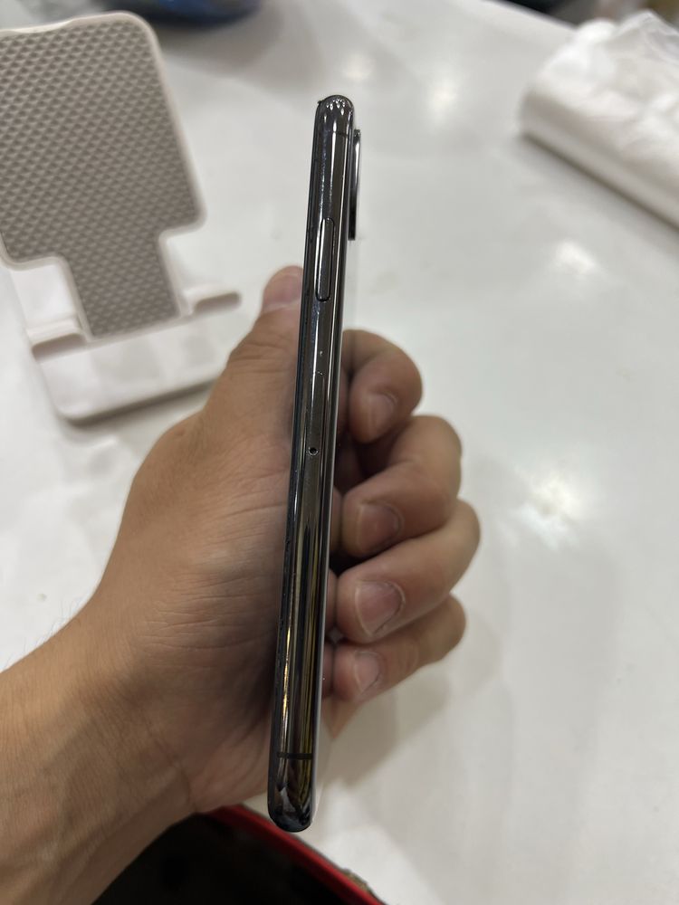 Iphone X sotiladi