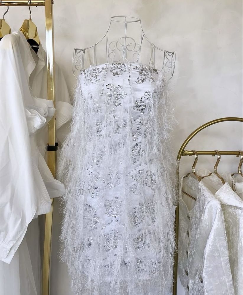 Rochie Asos superba, pretabil cununie