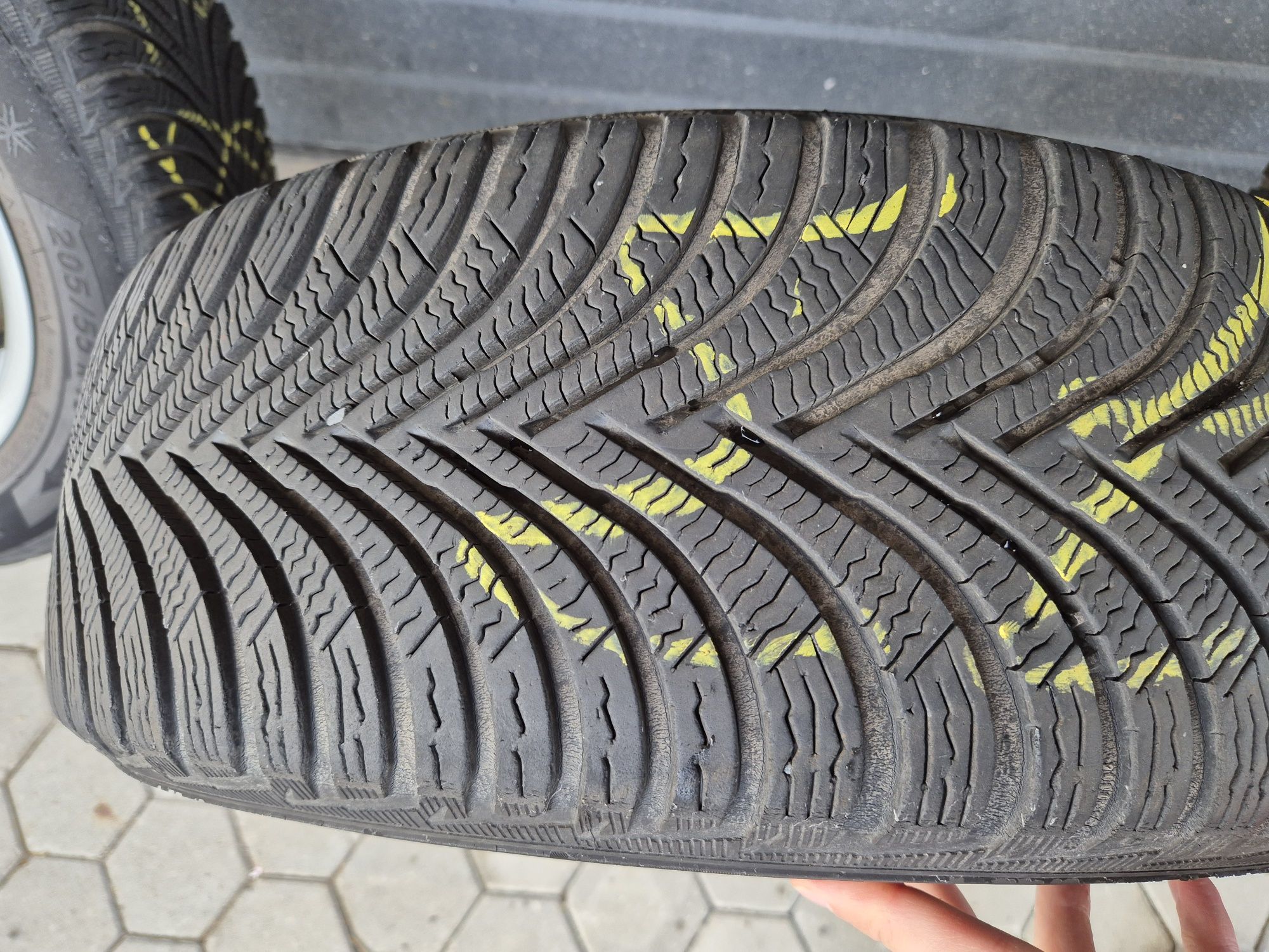 Лети джанти Rial със зимни гуми Michelin Alpin 205/55R16.