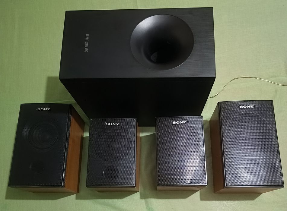 2 Boxe Technocontron, 1 subwoofer Samsung,  4 sateliti Sony,  ocazie,