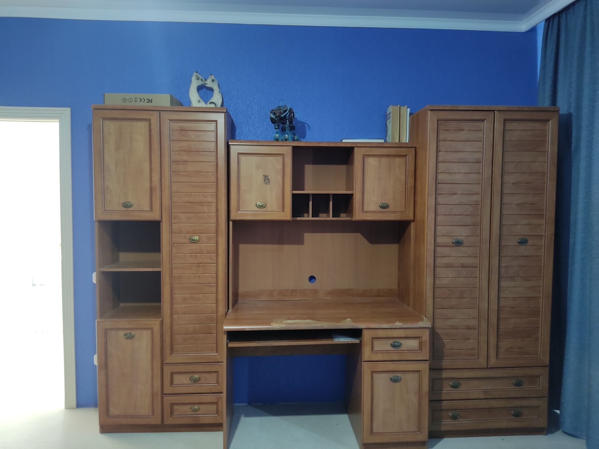Стенка, мебель, компьютерный стол