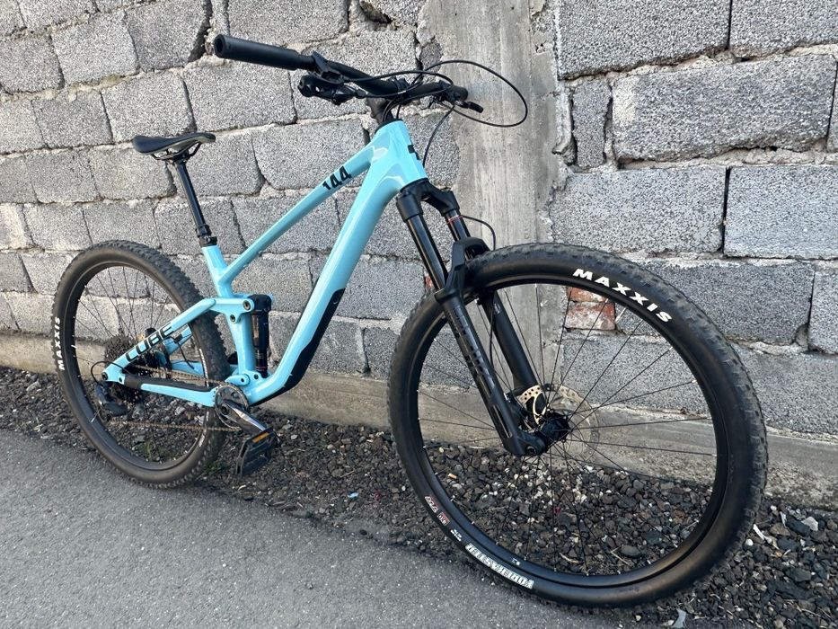 Vand bicicleta Cube one 44 carbon