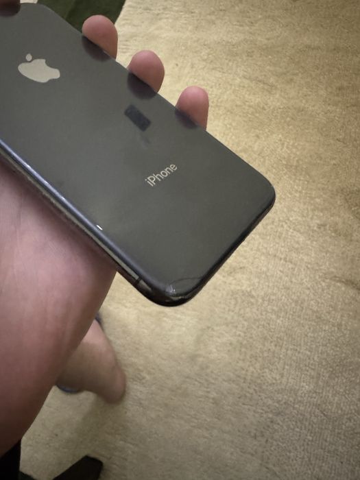 iPhone xs 64 GB idyol