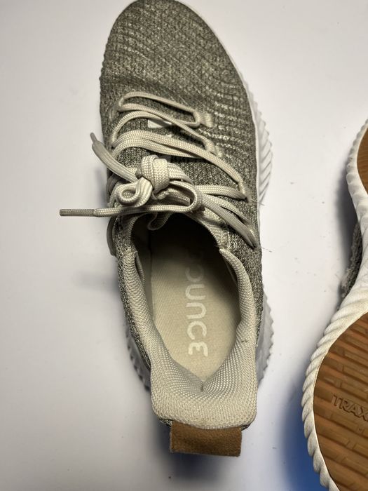 Маратонки Adidas размер 43
