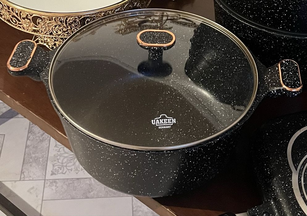 Хороший казан, большой