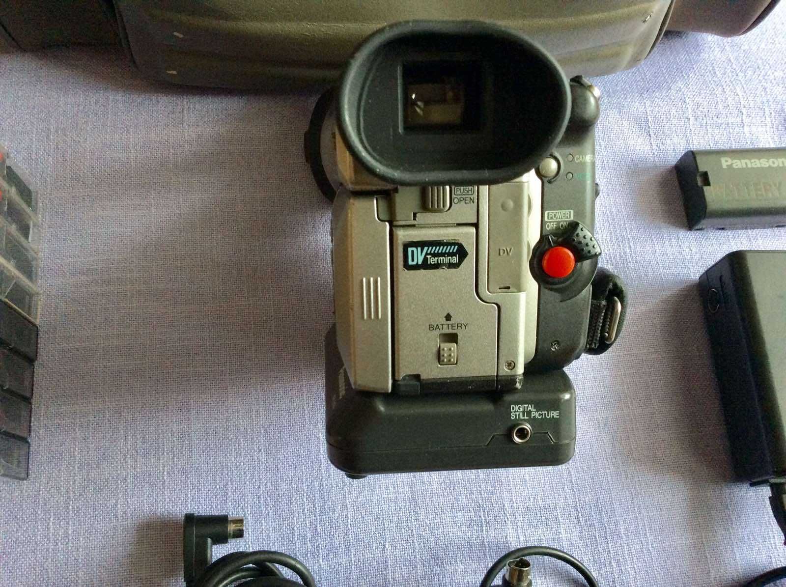 видео камера - Panasonic NV - DX 100 - VSK 0499 + Tripod VZ - CT55