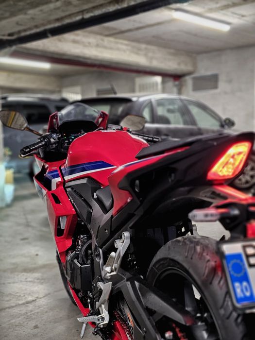 Honda cbr 500r 2025 doar 2000km rulați!