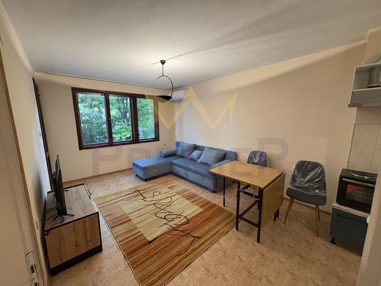 Дава се под наем Двустаен апартамент в Варна, Център - 58 кв.м за 459 € - Снимка #3