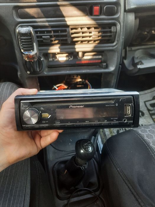 Срочно продаётся! Магнитофон Pioneer BT!