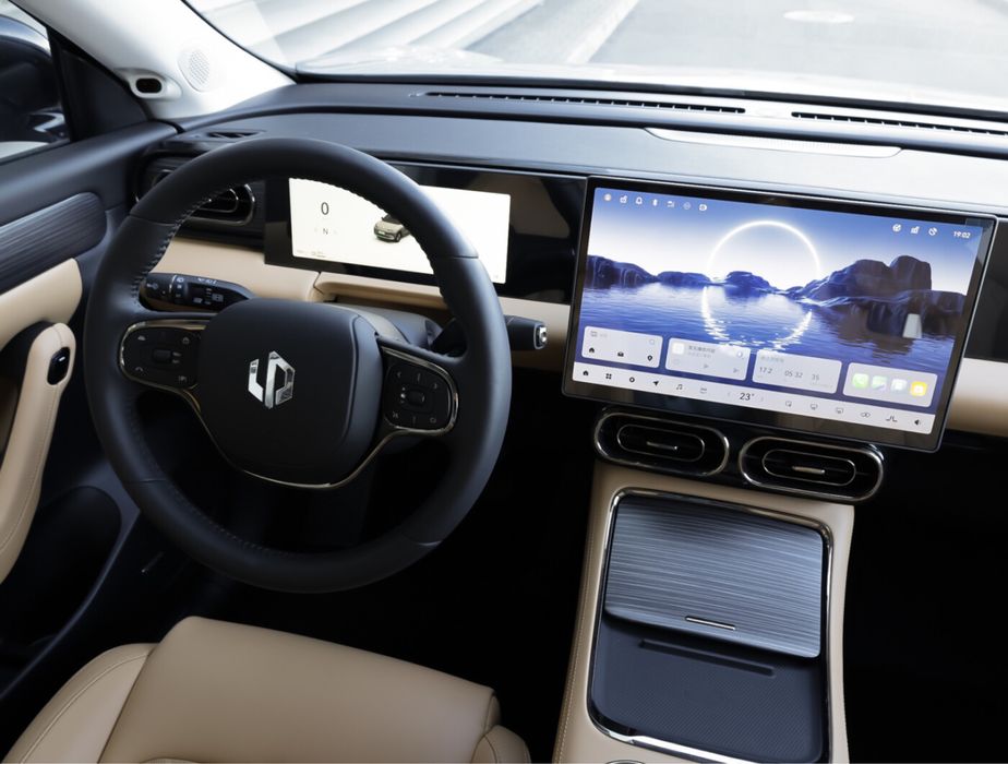 Leapmotor c11 EV 580 km natarus  tayor 3 yil garantiya