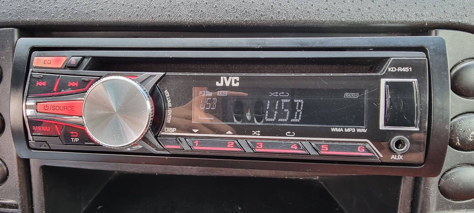 CD player JVC mp3 stic auxiliar