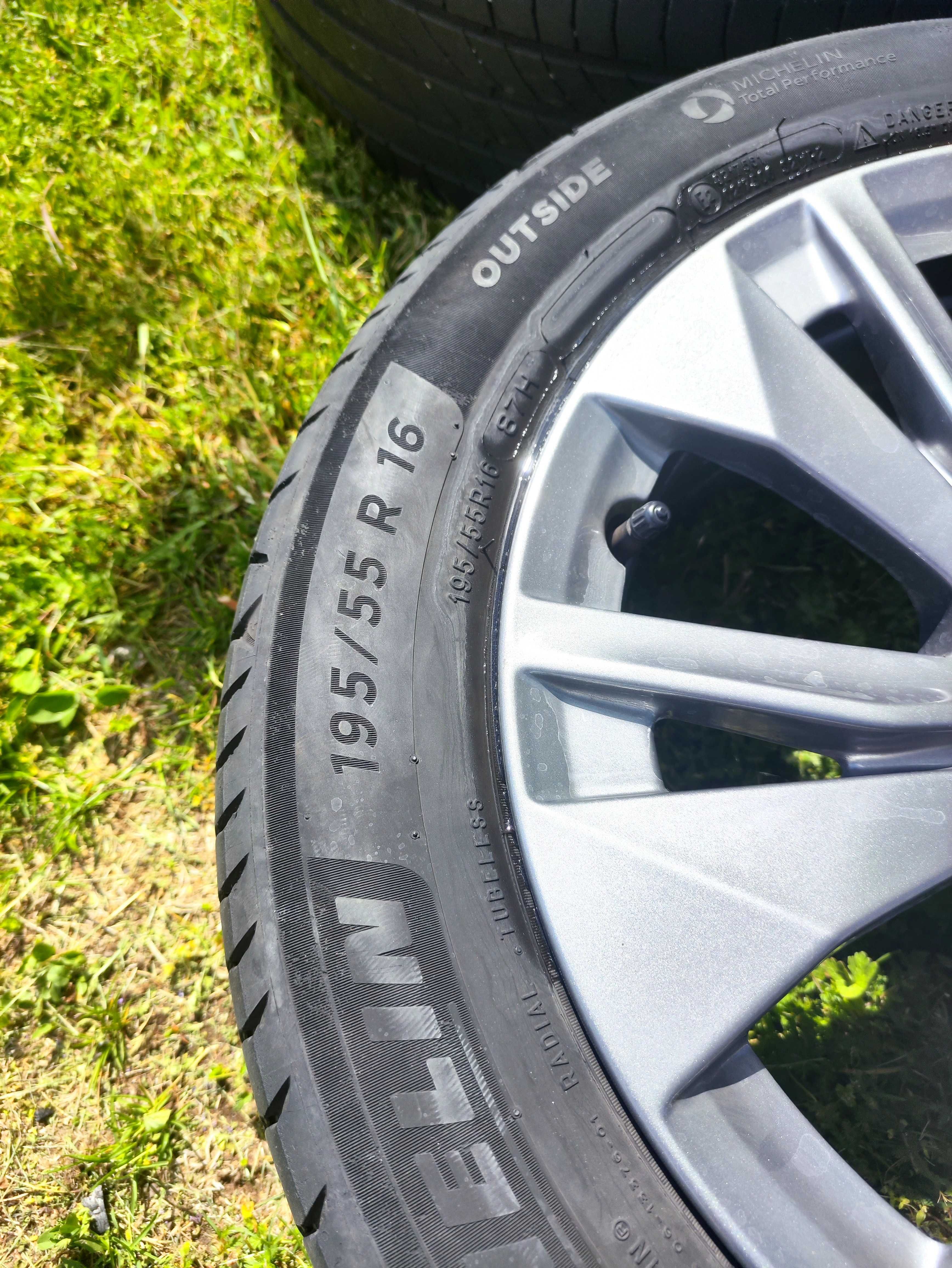 Продавам комплект гуми Michelin Primacy 4 S1 195/55R16