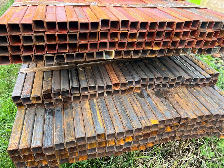 Țeavă metal 2400/40/3