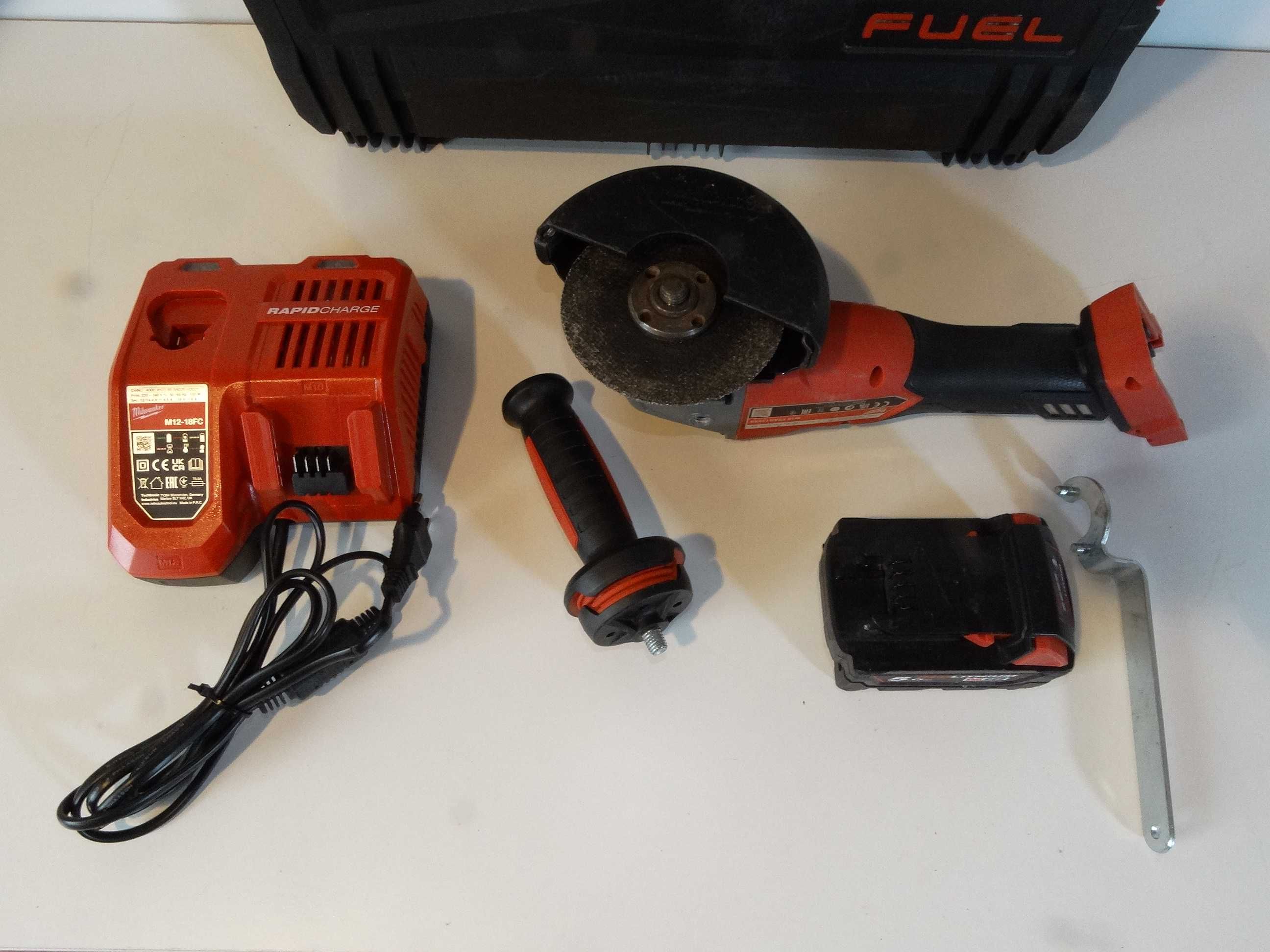 Промоция - Milwaukee M18 FSAG 125 XB със 5 Ah - Акумулаторен ъглошлайф