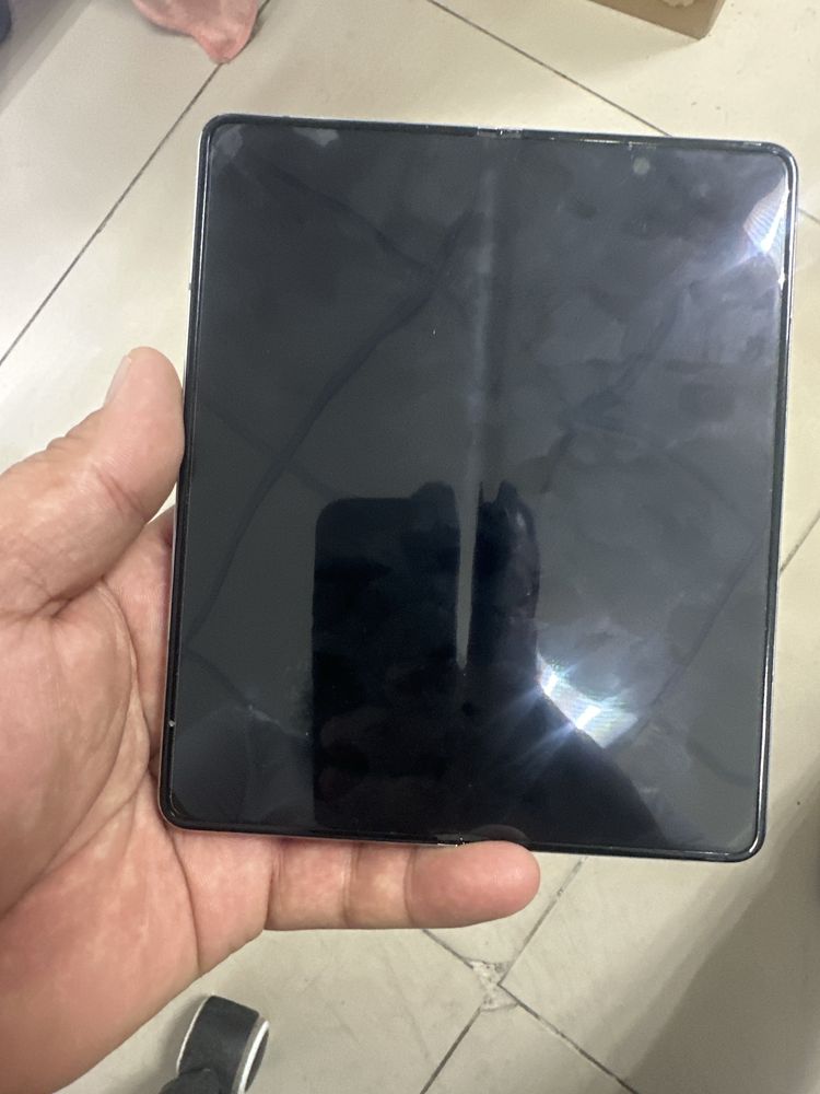 Z FOLD 5  5G 256/12 ДЕМО версия