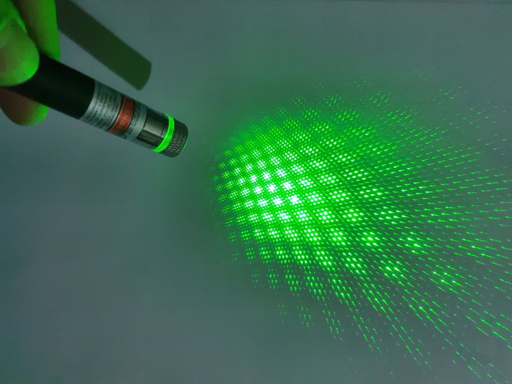 Laser cu lumină verde