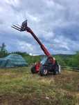 Vand Manitou Maniscopic 425 cu atașament de excavare spate
