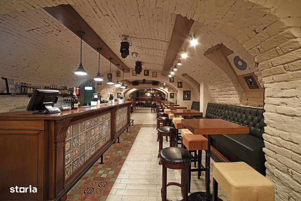 Se vinde club in centrul vechi al orasului Deva