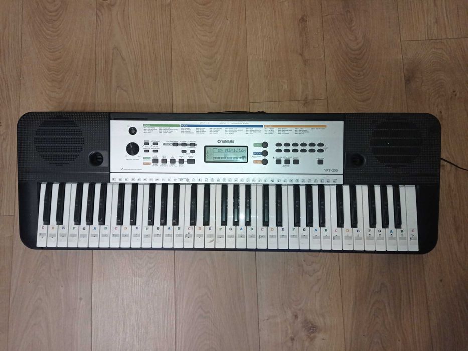 Синтезатор YAMAHA YPT-255