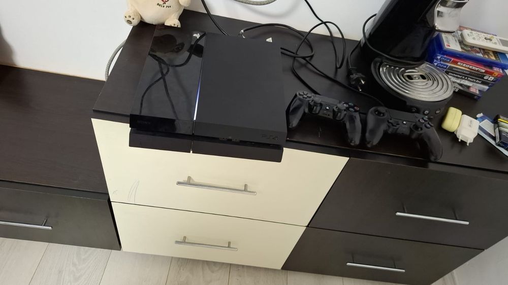 PlayStation 4/PS4+ Manetă+Cont cu 60+ Jocuri GTA V/Fortnite/Roblox