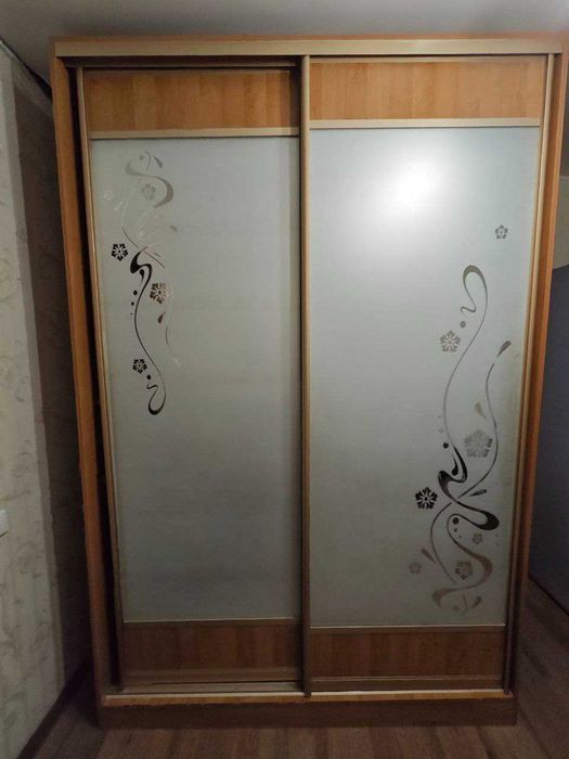 Продам шкаф-купе