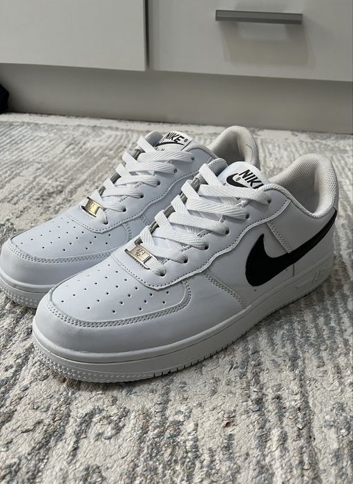 продается nike air force