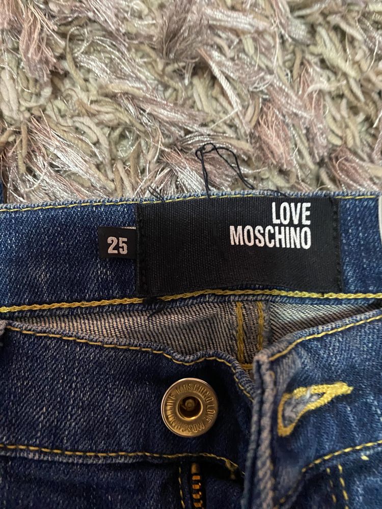 Blugi moschino femei