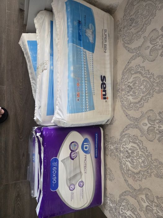 Паперс для взрослых. И пленка фирма SENI