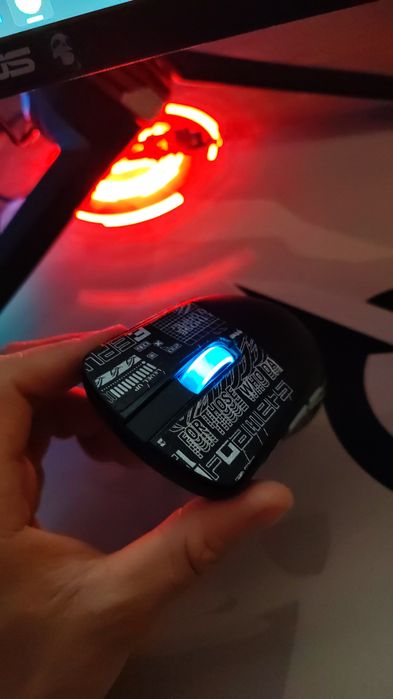 Mouse asus rog harpe ace aimlab edition  + mousepad aimlab hone
