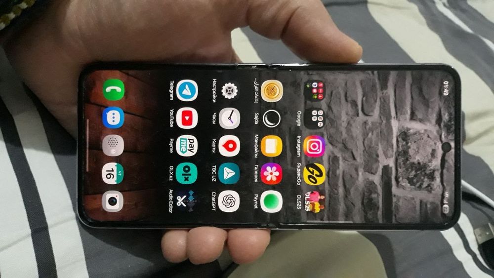 samsung z4 flip 512gb