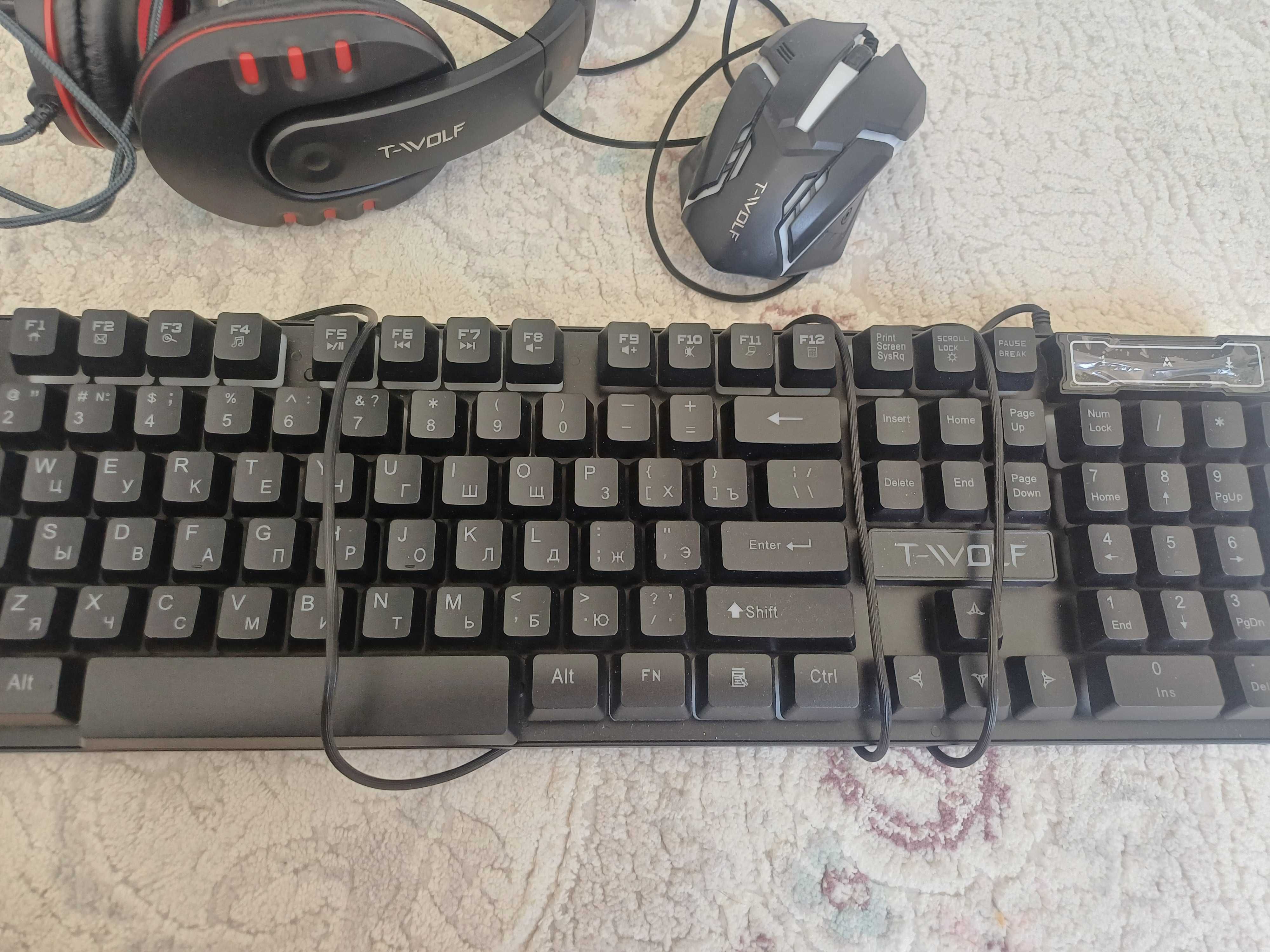 Keyboard, mouse, headset, gaming combo