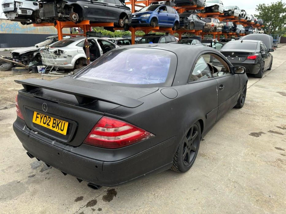 Dezmembrez Mercedes CL500 c215 2002 cod V8 M114
