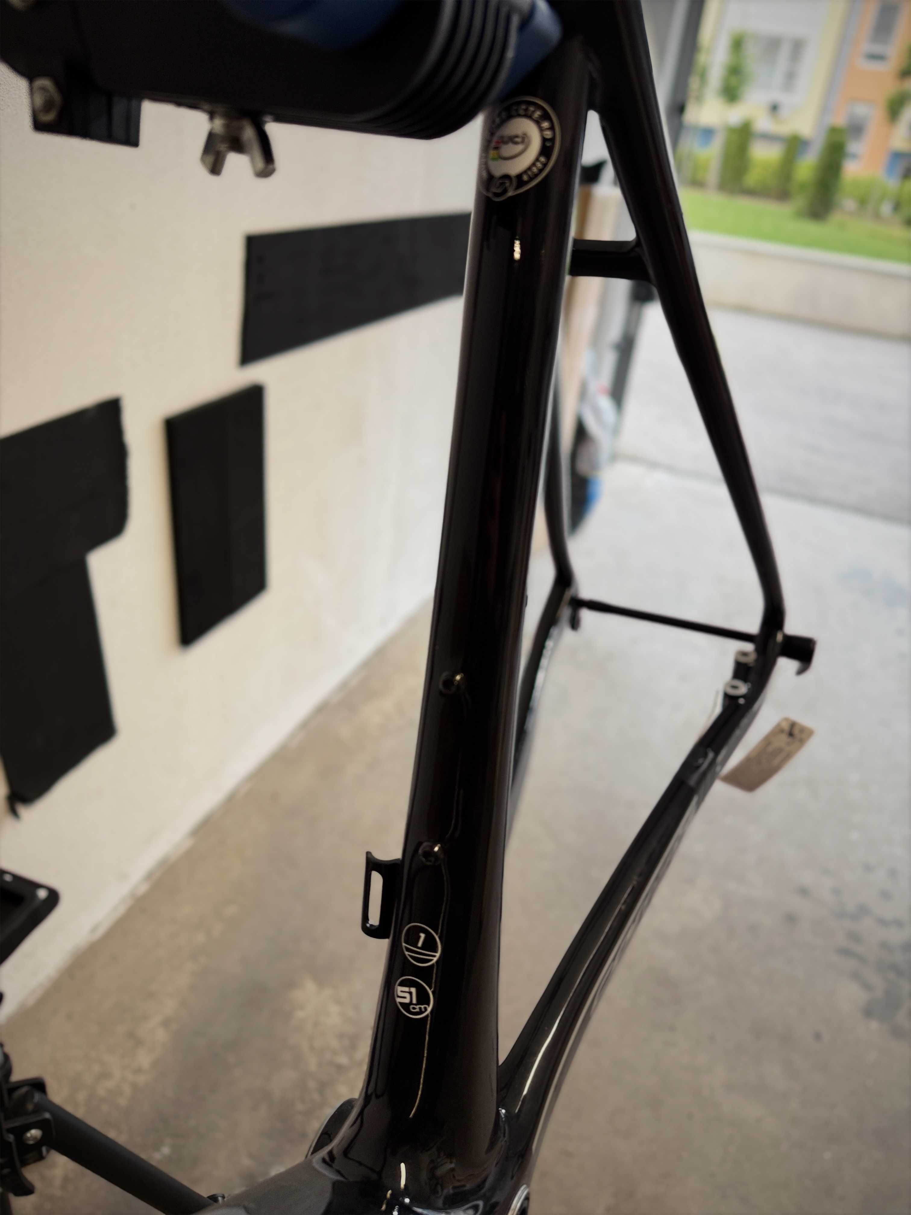 Продавам шосейна Рамка Corratec CCT EVO SLR Disc 51