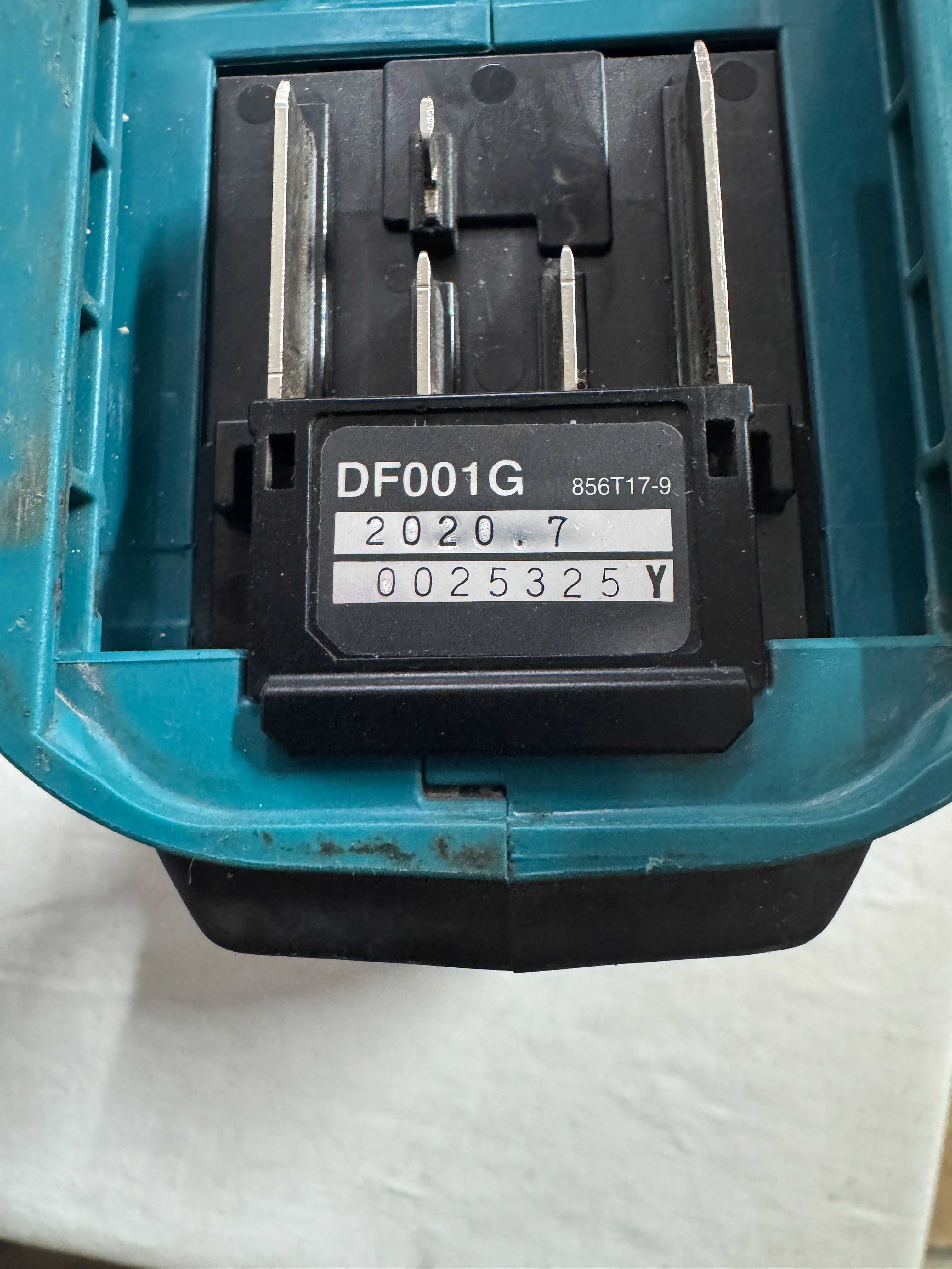 Makita DF001G 40V/140Nm Безчетков винтоверт
