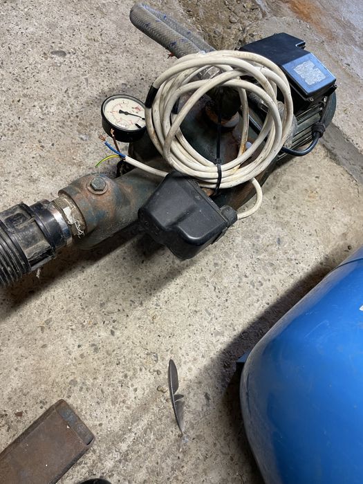 Hidrofor cu pompă Conforto 1.1 kW și vas expansiune