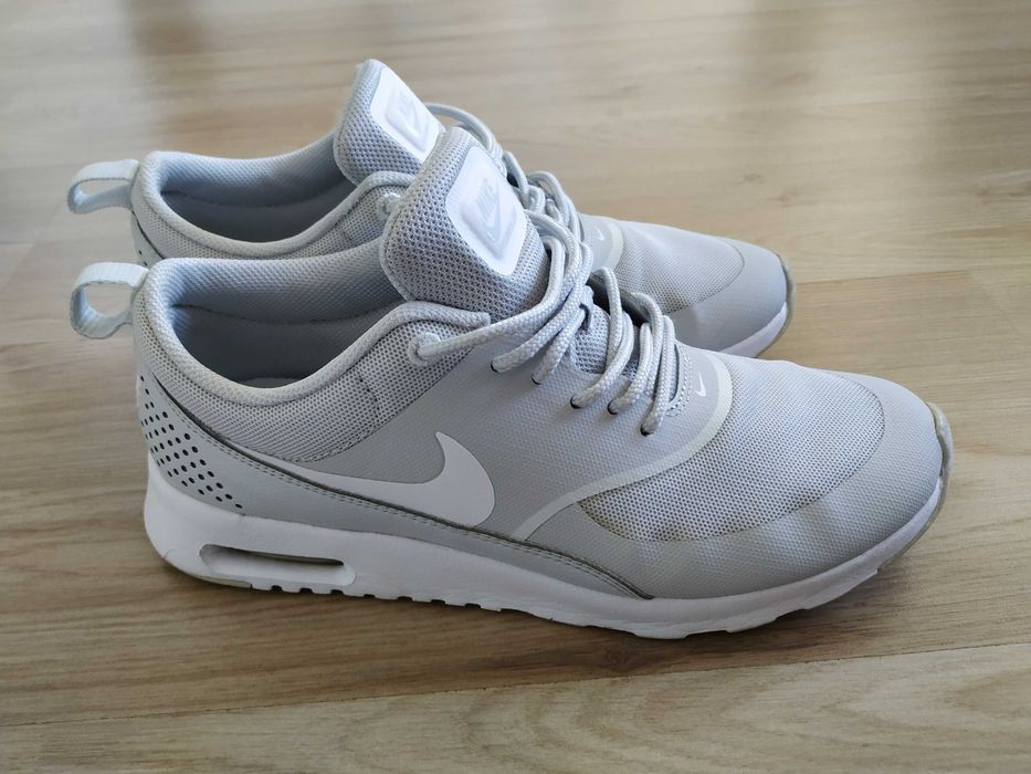 Дамски маратонки NIKE
